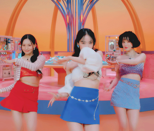 PETAL 꽃잎
