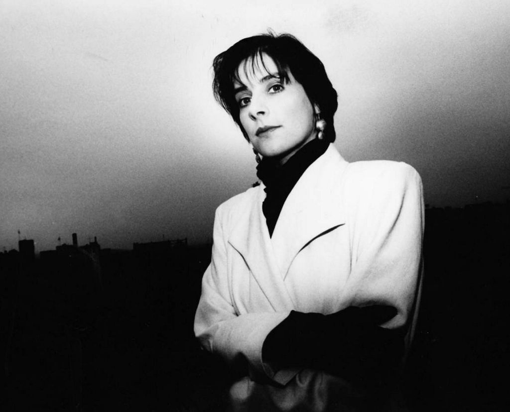 Enya ♡ younger voice (1980s)