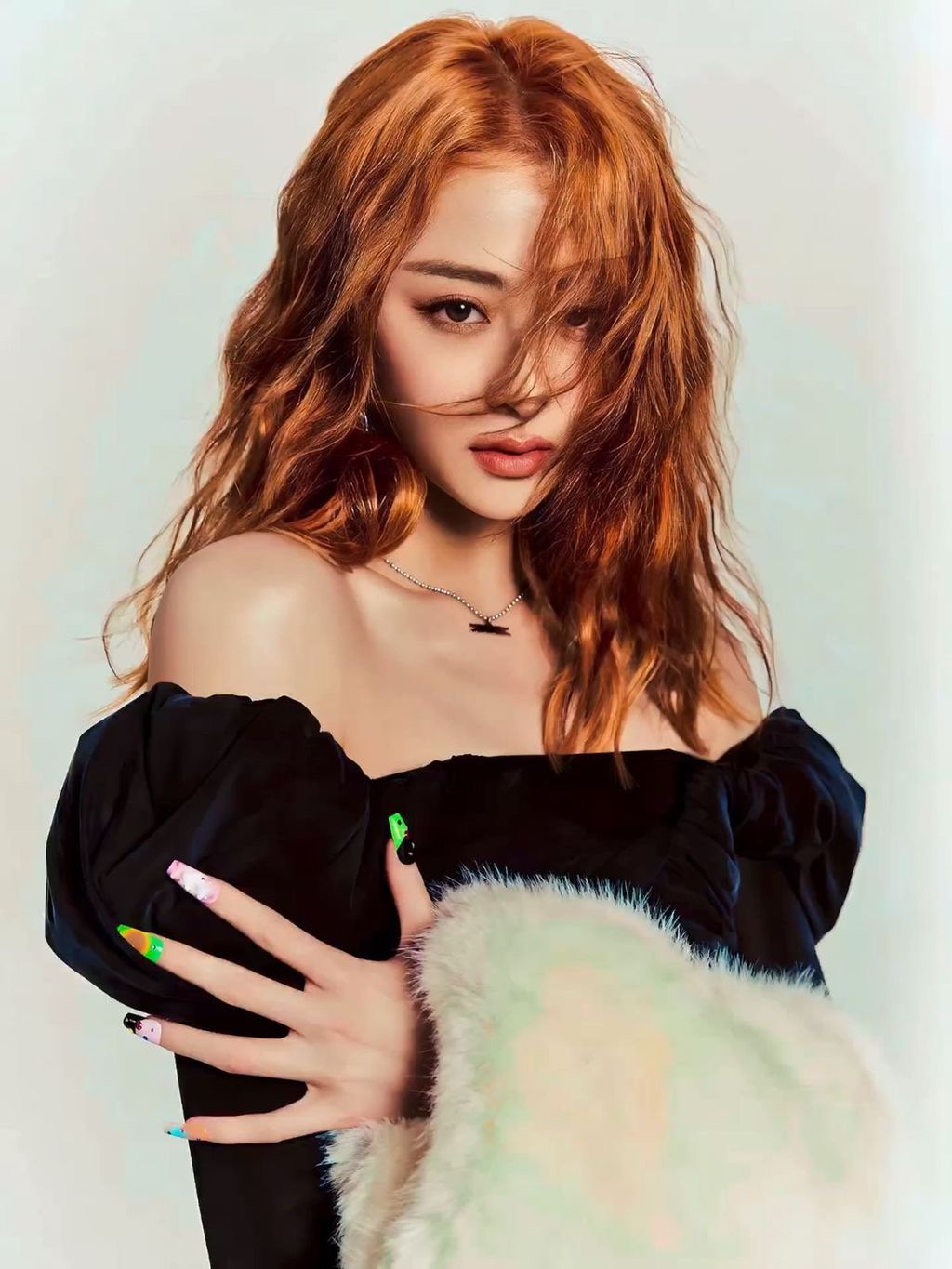 Yunjin of LE SSERAFIM