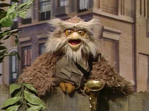 Hoots the owl (Sesame Street)