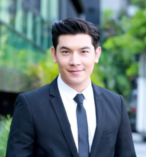 เนส ณินท์ (Nes Nint)