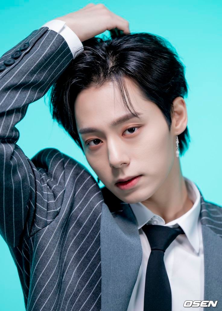 Hwanwoong 