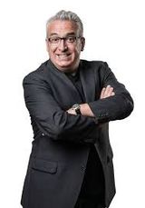 novela de 3 personajes