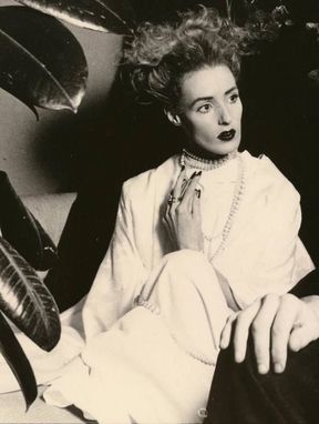 Lisa Gerrad 80s