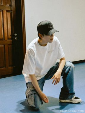 YHX