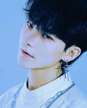 HYUNJUN HUR