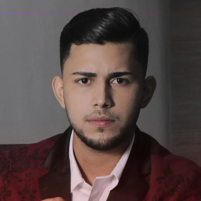 junior Díaz