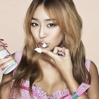 Hyolyn