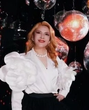 NAYINA