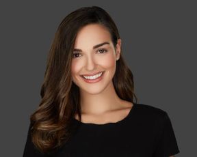 Fefi Oliveira (2021)