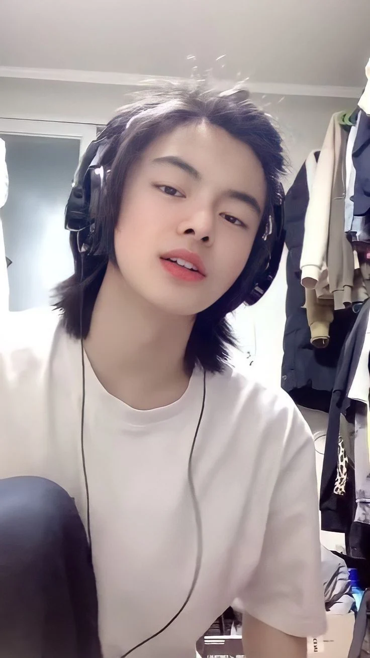 Lee Leo