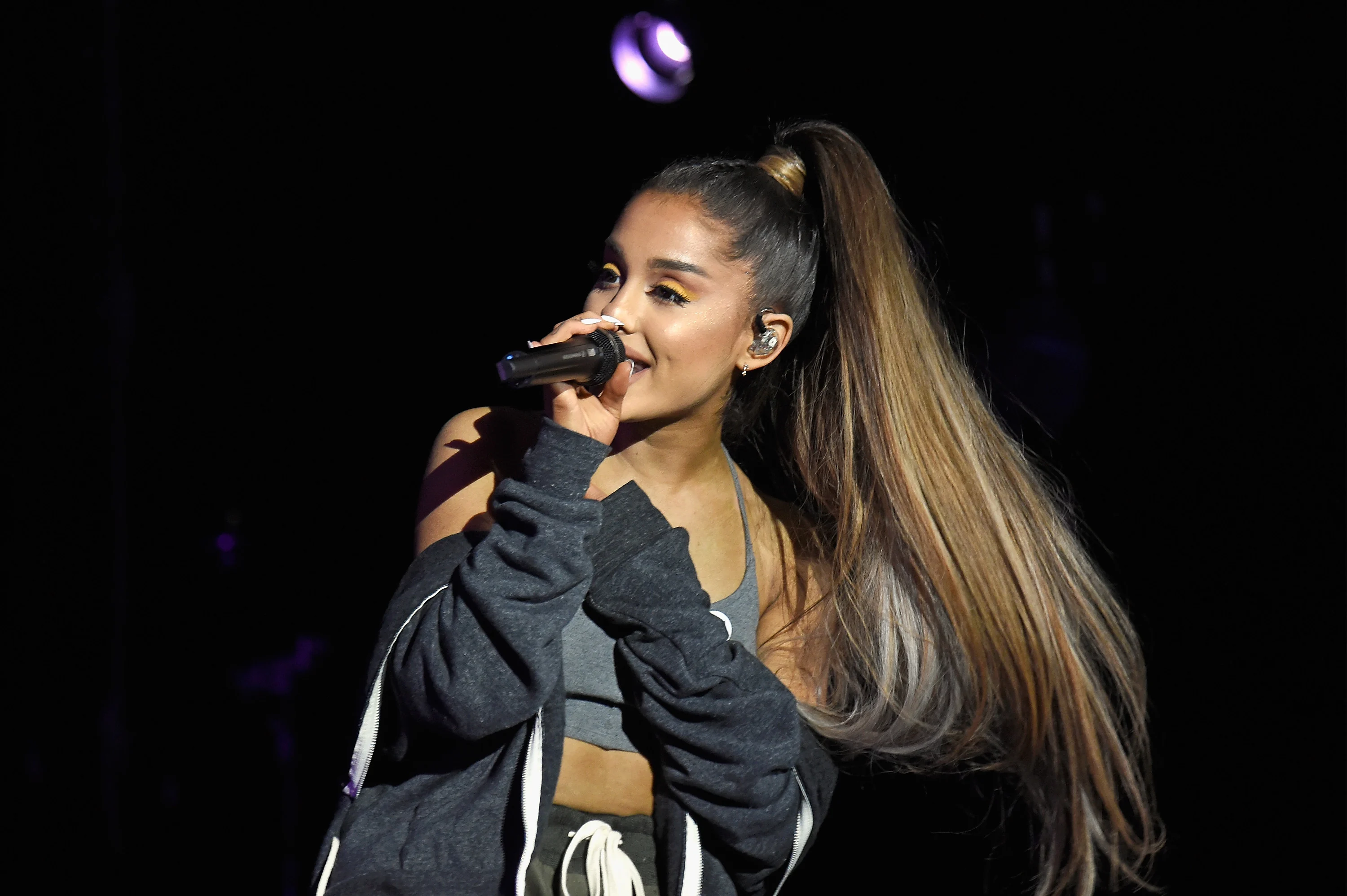 Ariana Grande Era (2017)