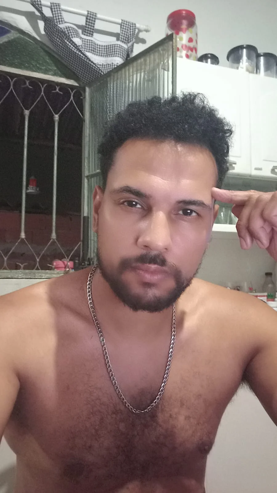 Voz do Cris Outcore
