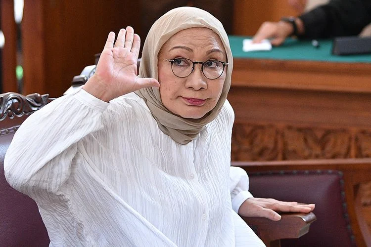 Ratna Sarumpaet