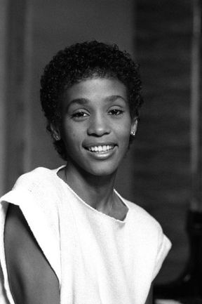 Whitney Houston (1983)