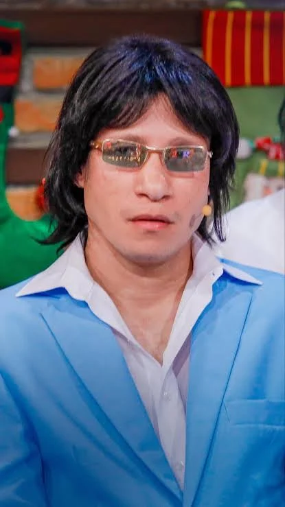 MC Tom de Moletom