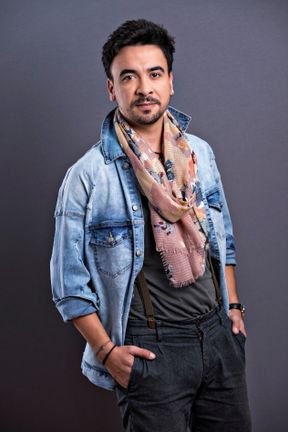 Daniel Max Dragomir (Romanian)