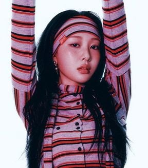 YVES (ex-LOONA)