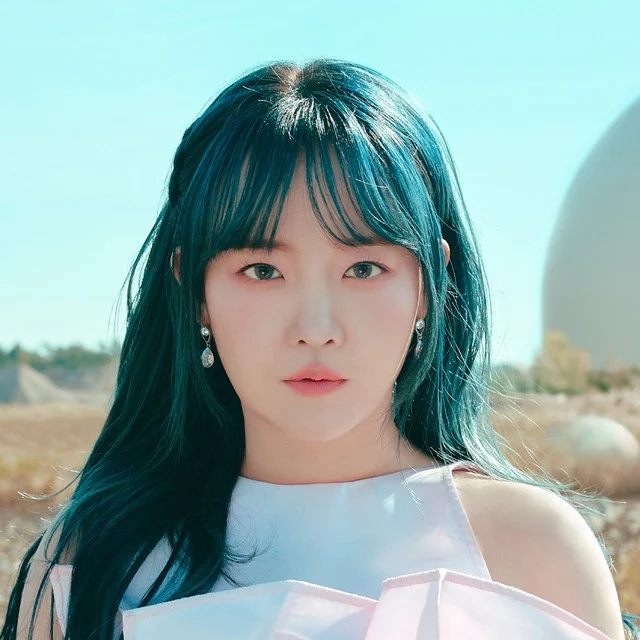 Younha (South Korean singer-songwriter and record producer)