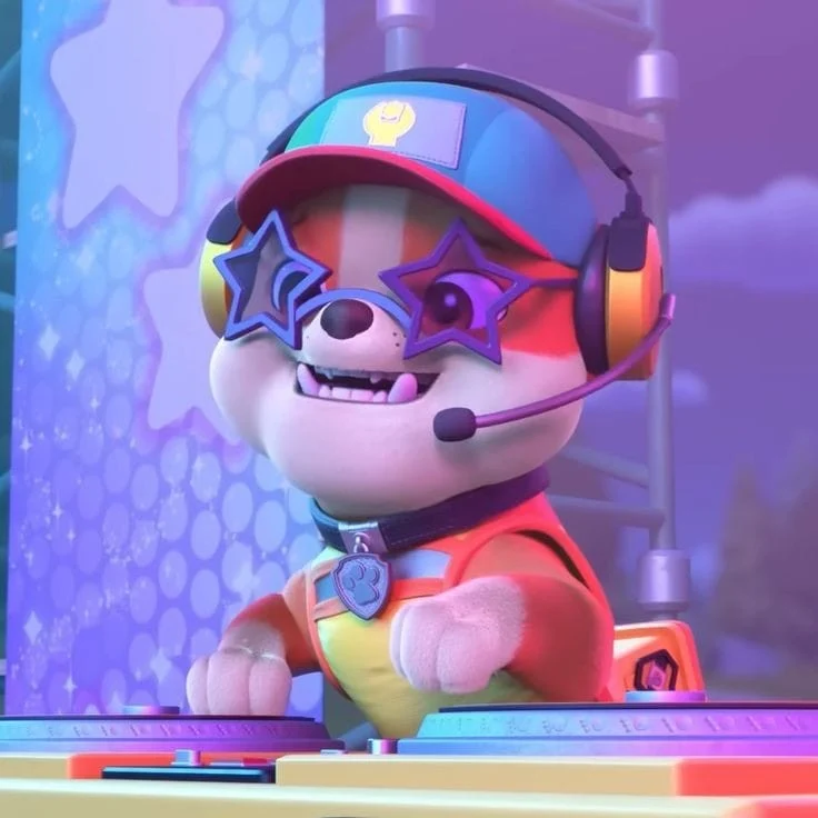 Rubble de Paw Patrol (latino)