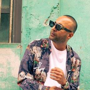 Arash (Iranian singer) آرش (خواننده ایرانی)
