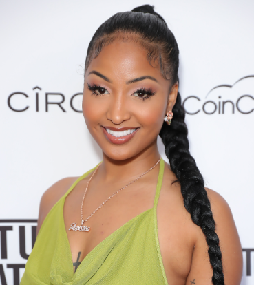 Shenseea (Pon Mi)