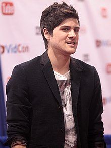 Daniel Anthony Padilla | SMOSH | ENG | bad model