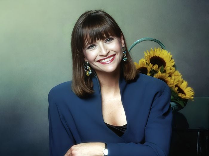 Carlene Dobber (Jan Hooks)