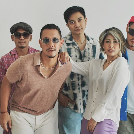 MALIQ & D'Essentials