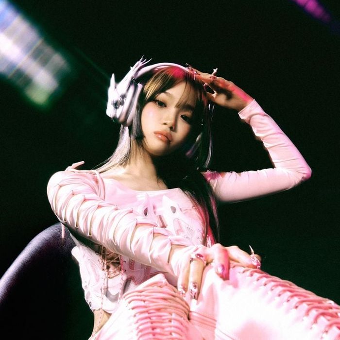 Kim Chaewon of LE SSERAFIM - All Round ver. by Chaewoners