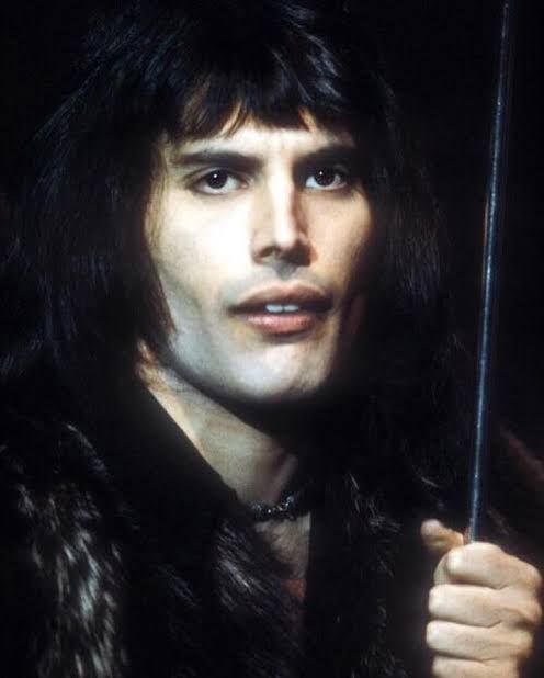 Freddie Mercury(Killer Queen)