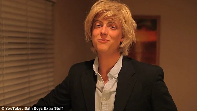 Owen Wilson (Peter Gilroy)