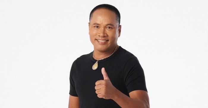 ไมค์ ภิรมย์พร (Mike Piromporn) [Thai E-Sarn Singer]