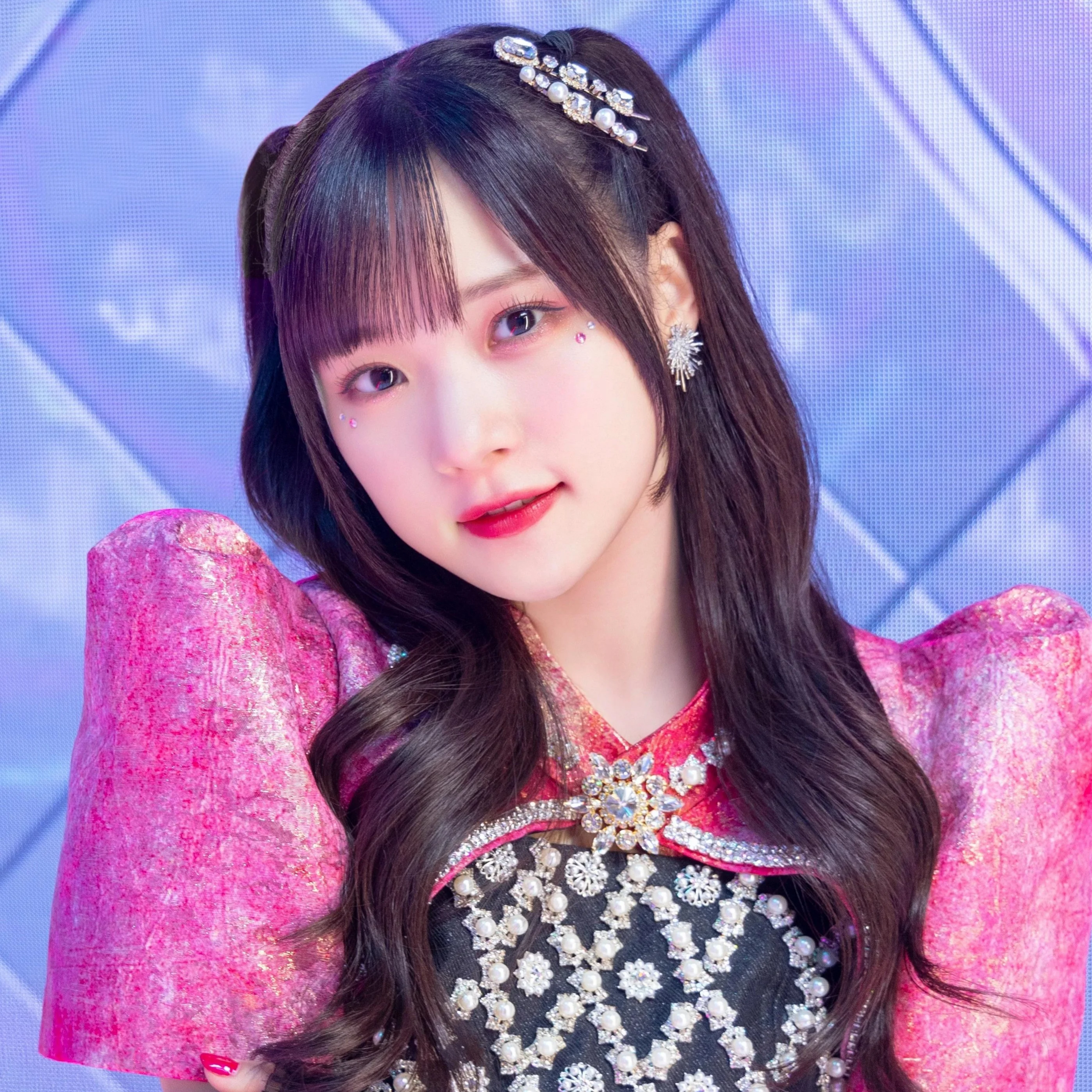 Inaba Manaka (Japanese Female Singer)