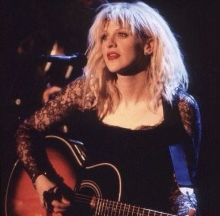 Courtney Love (CS)