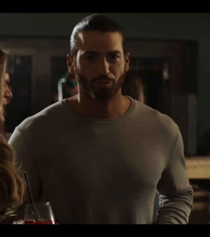 Can yaman in italiano