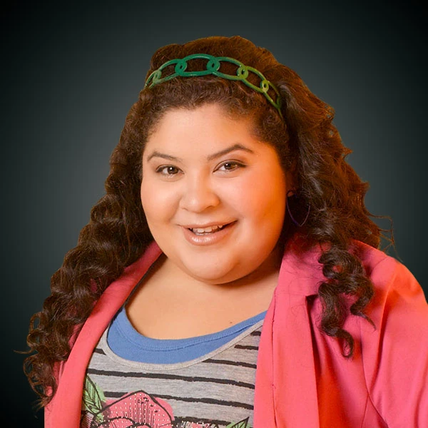Trish De La Rosa (Raini Rodriguez)