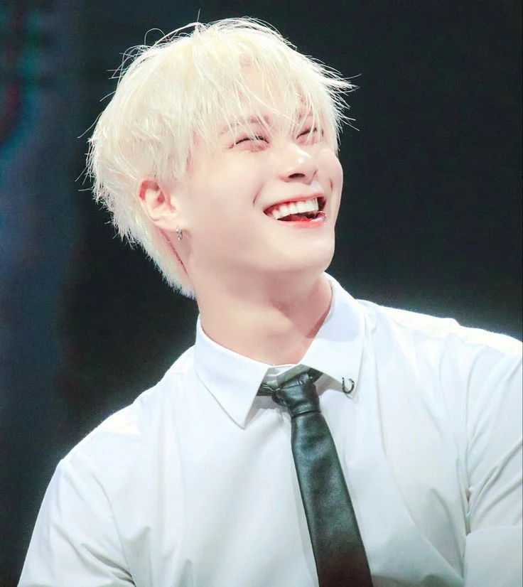 Moonbin