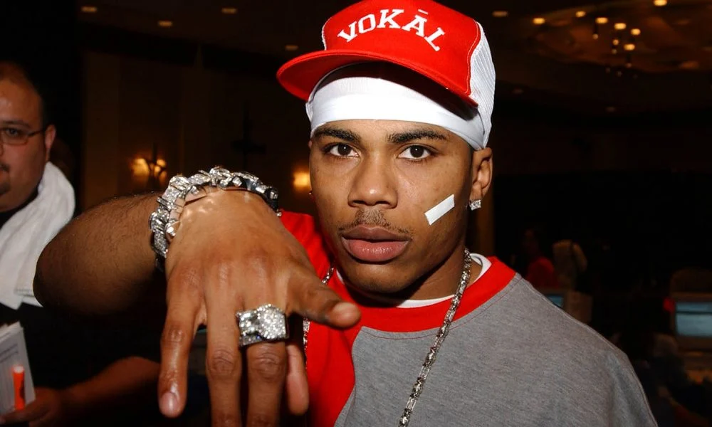 Nelly (Live Singing)