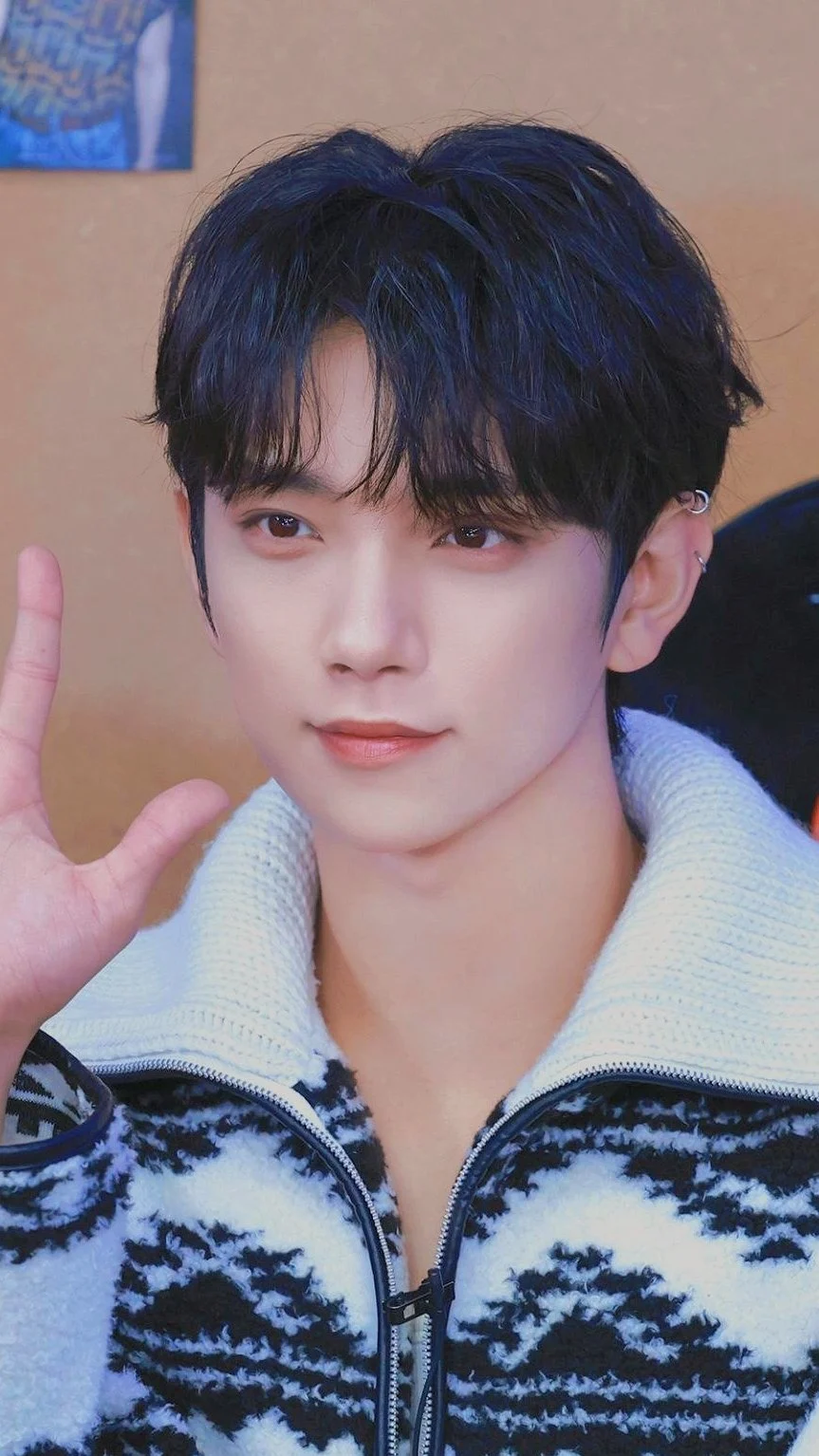 洪知秀Joshua