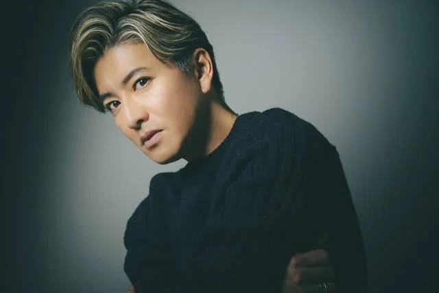 Takuya Kimura / 木村拓哉(SMAP)(Solo ver)