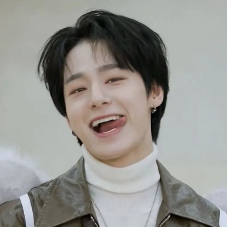 HWANWOONG 🦥🌱