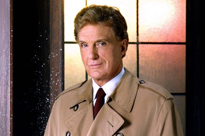 Robert Stack