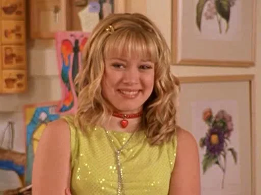 Hilary Duff Early 2000s Voice (Latin American Spanish Variant)