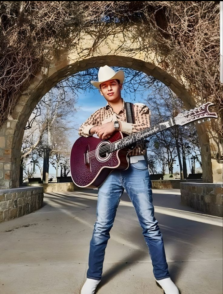 Ariel Camacho 