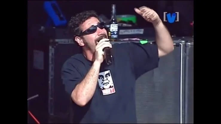 Serj tankian (BDO 2002)