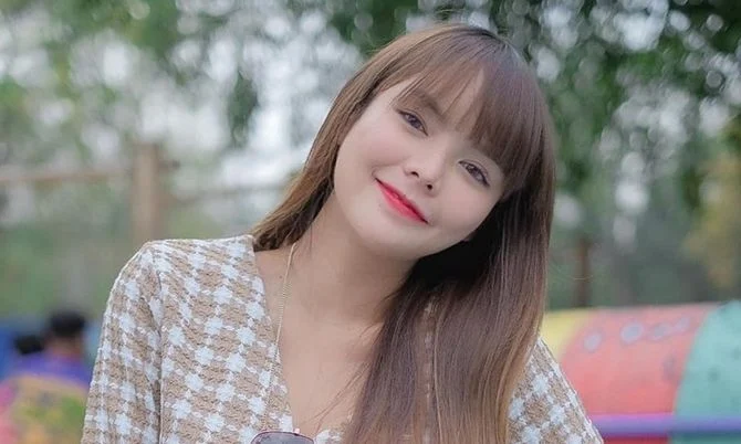 มิ้วส์ อรภัสญาน์ สุกใส (Muse Alraphatsaya Suksai) [Thai Woman Country Singer]