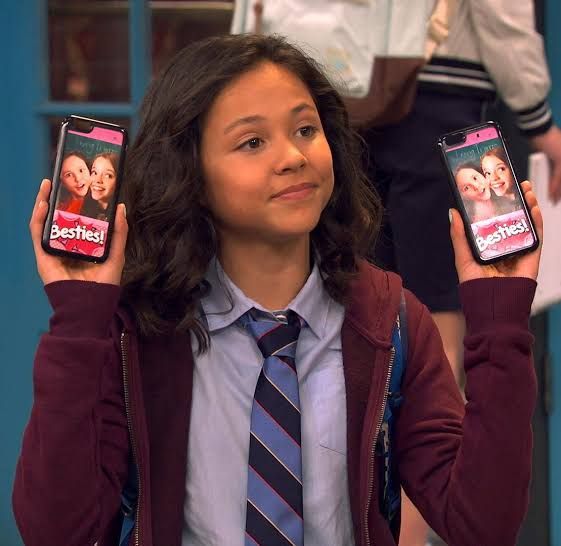 Tomika (Breanna Yde) (School of Rock)