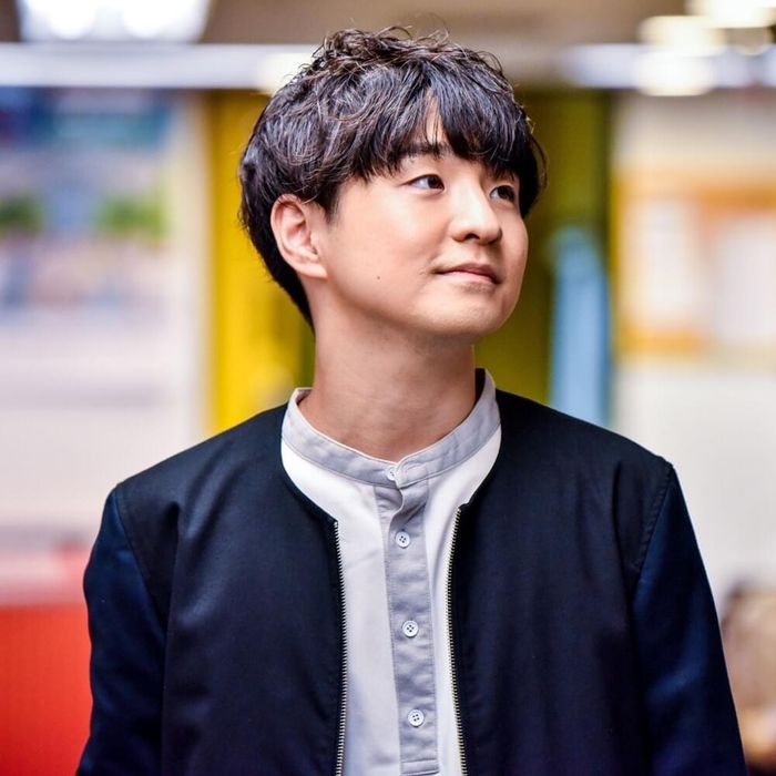 Satoshi Fujihara (Official HIGE Dandism)