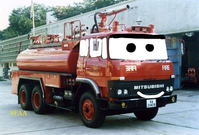 Chen the Mitsubishi FU313JPY/Morita SFS Foam Tender truck